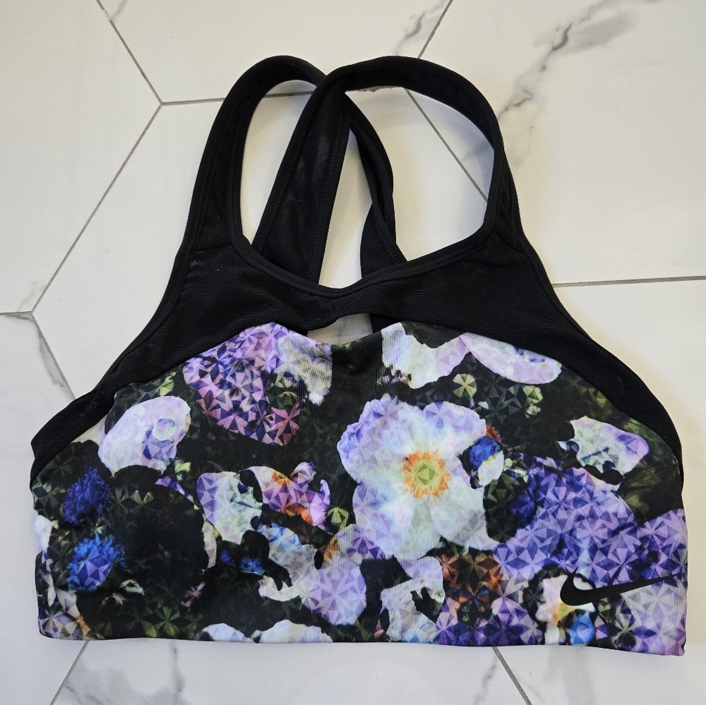 Nike Sports Bra Size M
